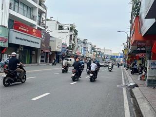 Mặt tiền phan đình phùng phú nhuận  45m2  kinh doanh đỉnh  ngay trường kinh tế đối ngoại