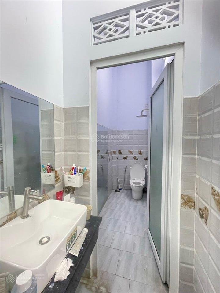 Nhà 4 tầng  nguyễn văn khối p11  hẻm xe hơi 5m  1 căn ra mặt tiền  6.2x16  kinh doanh đa ngành