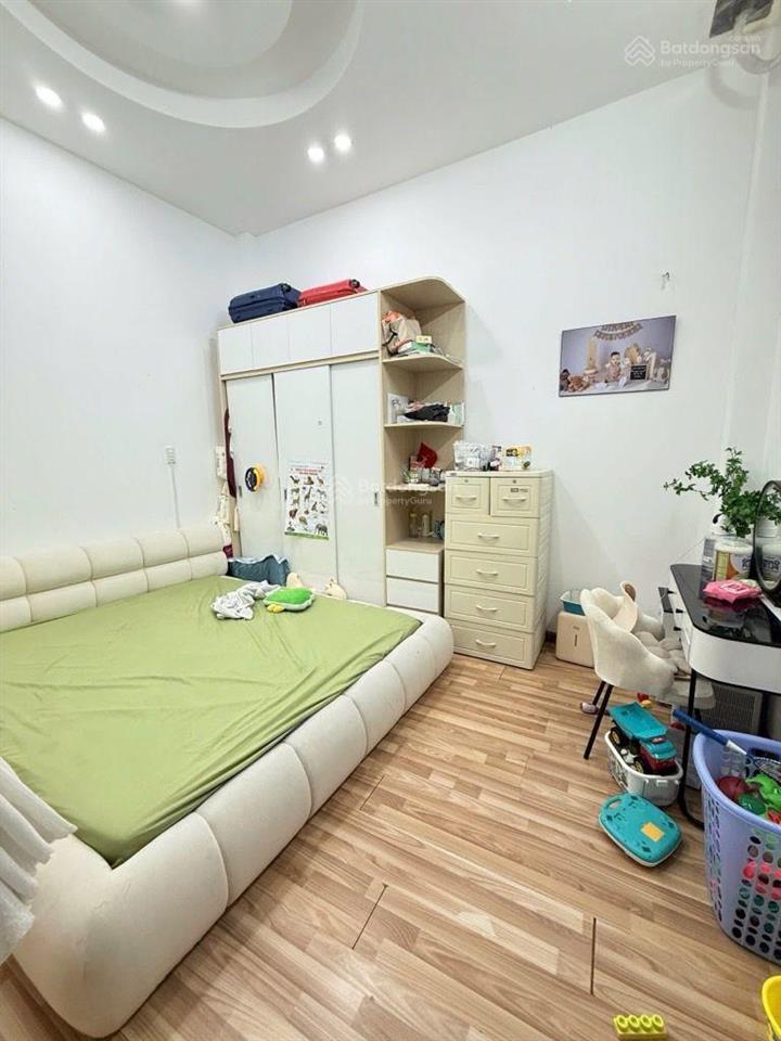 Nhà 4 tầng  nguyễn văn khối p11  hẻm xe hơi 5m  1 căn ra mặt tiền  6.2x16  kinh doanh đa ngành