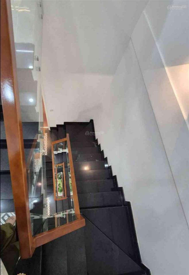 Nhà mới full nội thất 4 tầng  xe tải thông  phan huy ích gần nhà ga t3 tân bình  4.5x17  80m²