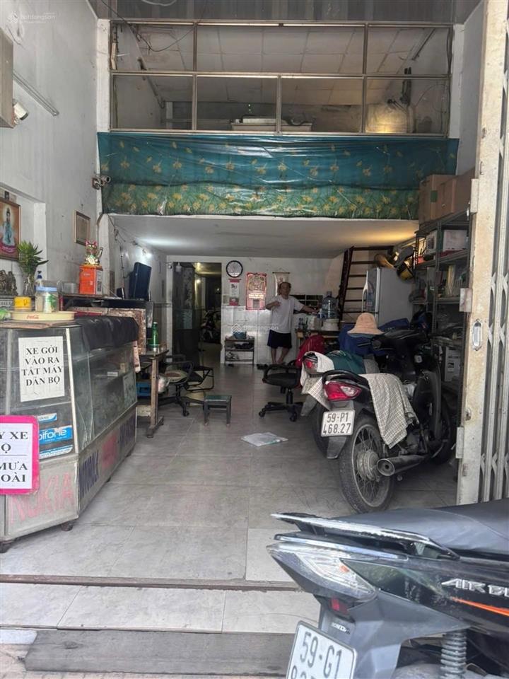 Đất tặng nhà  1 sẹc phan văn trị p7 gv  hẻm xe tải  4.5x35m  140m²  gần bình thạnh
