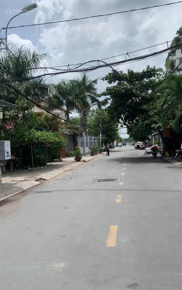 Đất 496 dương quảng hàm gần bờ kè  dt khủng 10x28  300m²  đường 10m thông  xây cao tầng có hầm