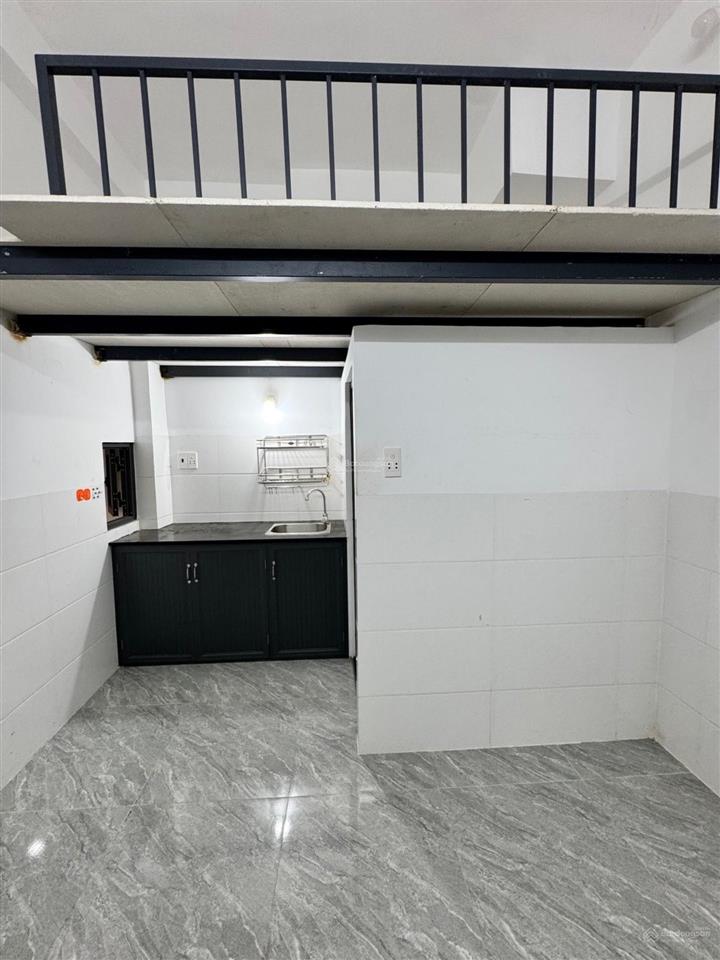 Siêu căn hộ 6 tầng có thang máy  hẻm xe hơi 1 trục bờ kè kênh tham lương  tn 70tr  4.7x24  115m