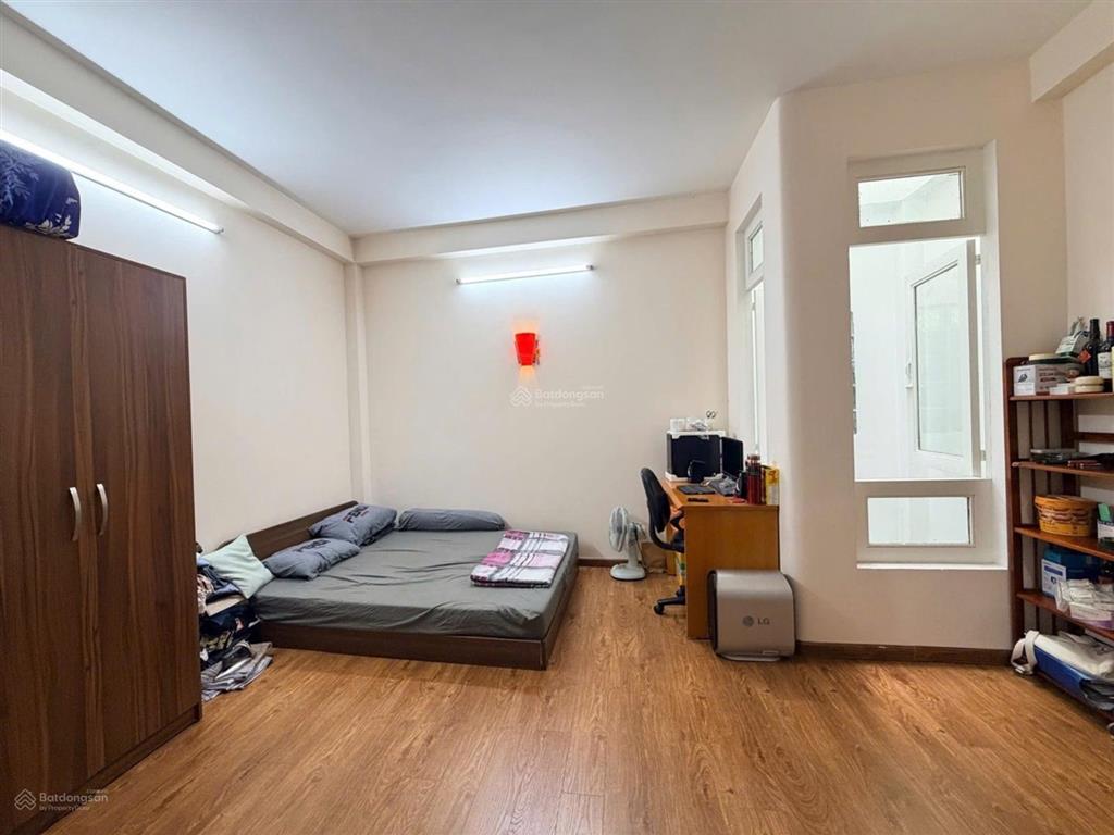 Bán nhà dương quảng hàm gần đại học văn lang  3 tầng  hẻm xe hơi  5x13  9 tỷ