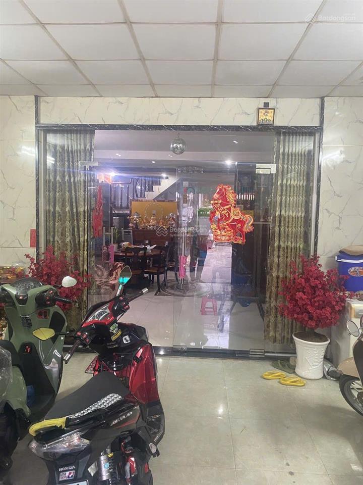 Bán nhà 2 tầng 1 trục quang trung p10 gv  hẻm xe hơi  5.5x15m  83m2  chỉ 7 tỷ 4