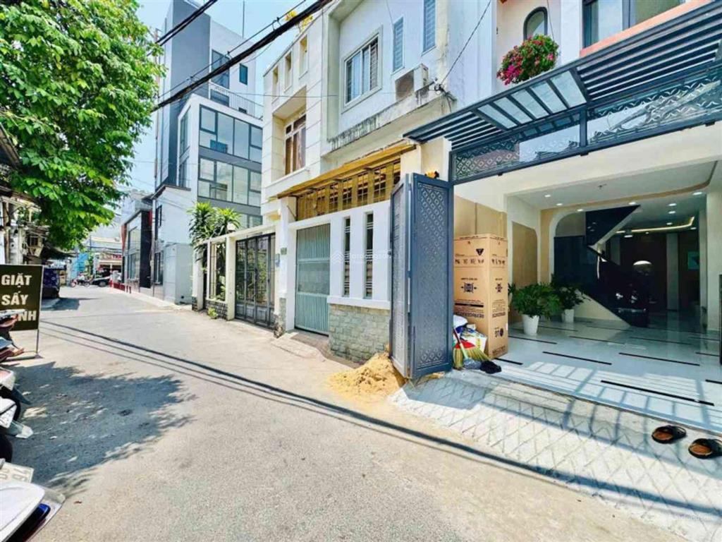 Bán nhà mới nguyễn văn lượng p17 gv  hẻm xe tải thông  4 tầng 4.5x13  60m2  sát lotte mart