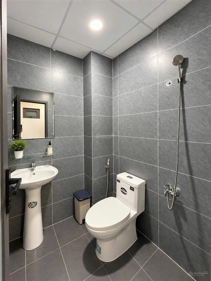 Bán nhà hẻm xe hơi quang trung p8 gv  2 tầng  thuê 12tr/ tháng  4x17  68m2 vuông vức  từ 5 tỷ