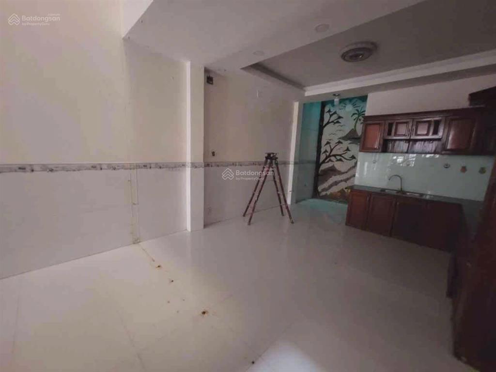 Bán nhà phan huy ích p12 gv gần siêu thị emart  4 tầng 5 pn  hẻm xe hơi  4.2x15  62m  từ 6 tỷ