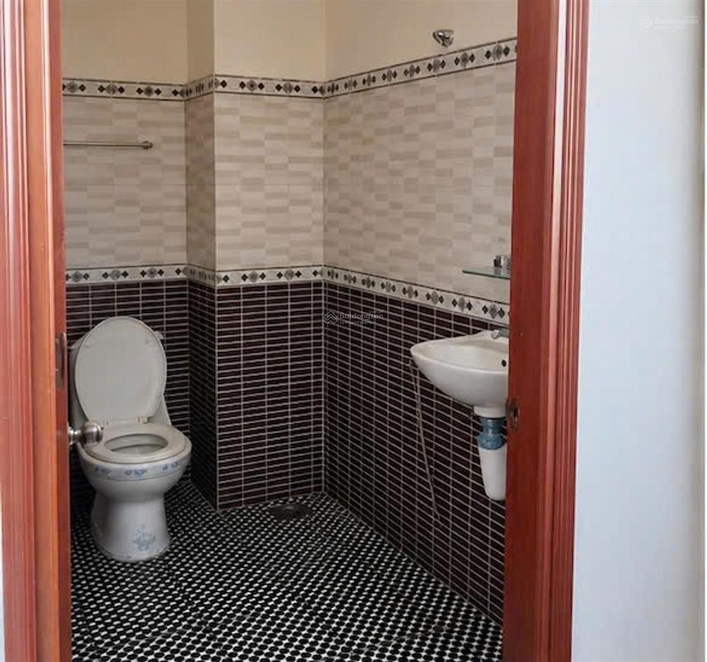 Bán nhà nguyễn văn khối p8 gv  sát mặt tiền  3 tầng  4x12  48m2  thuê 11tr/ tháng