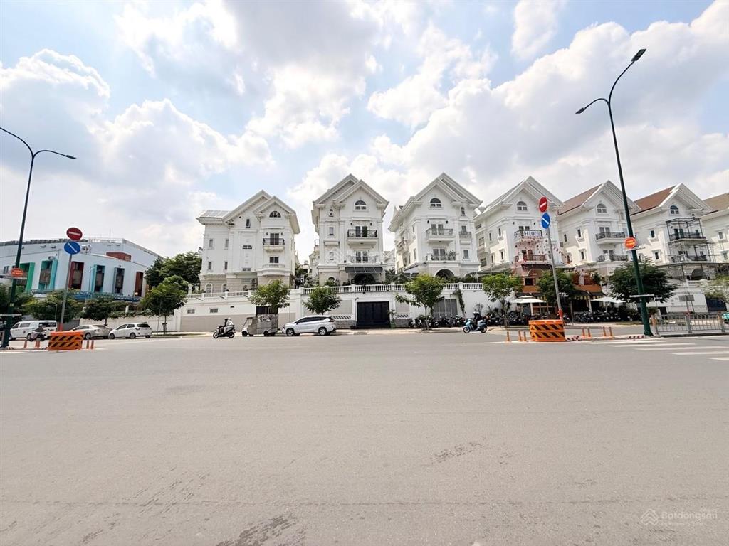 Bán nhà 2 tầng dương quảng hàm p5 gv  hẻm xe hơi 5m thông  sát emart  4.3x18  77m2  7 đồng