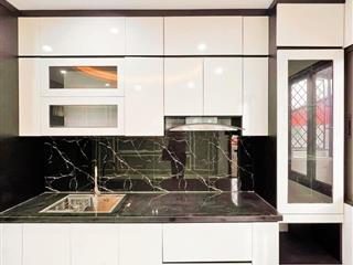 Chính chủ bán nhà phân lô vip thang máy phố kim ngưu ô tô đỗ cửa giá chỉ nhỉnh 250 tr/m2