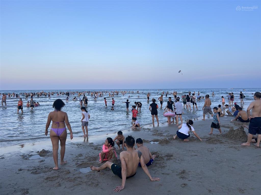 Giảm sốc, bán gấp căn hộ 1 pn, 50m2 vị trí biển mỹ khê, đà nẵng.