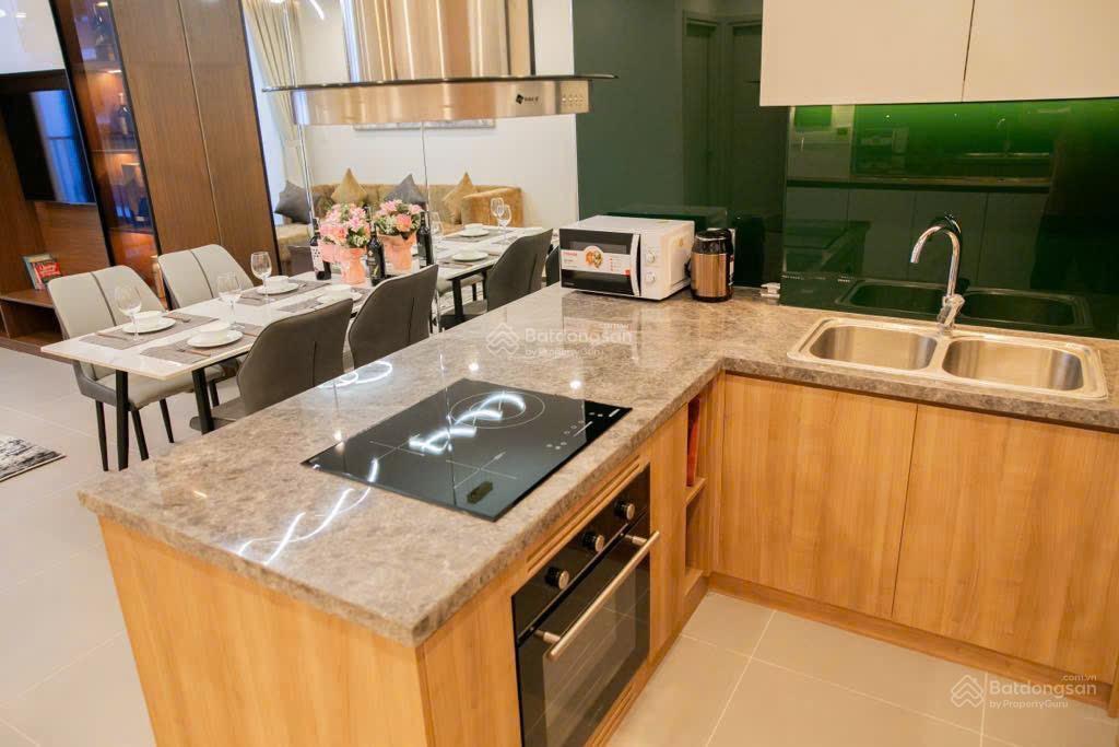5 tỷ, 68,8m2, căn 2pn, 2wc, full nội thất đẹp, khai thác dòng tiền cực tốt