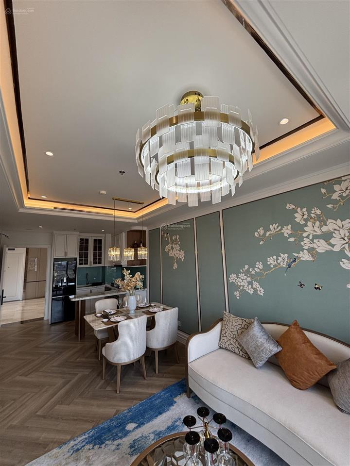 Cho thuê căn hộ vip 140m2, 52 triệu/tháng, nội thất đẹp, full tiện ích