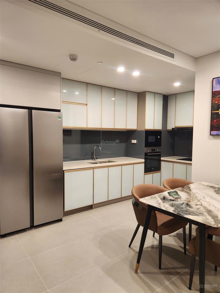 Cho thuê căn hộ đẹp, giá tốt! 2pn, 2wc, full nội thất đẹp, có hồ bơi, gym, boxing, xông hơi