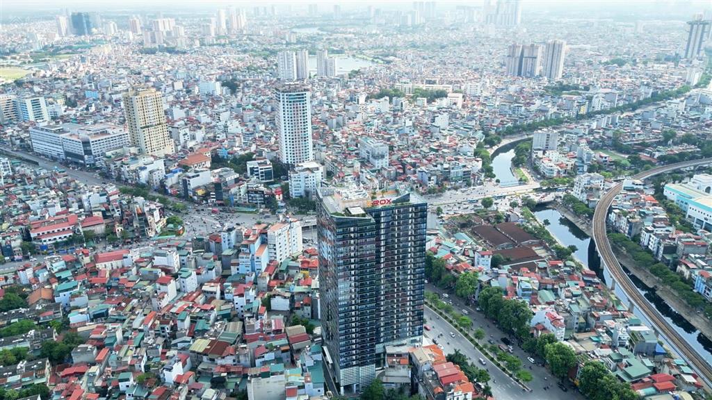 Cần bán gấp căn hộ 2 ngủ tầng đẹp dự án the ninety complex 90 đường láng.  0962 018 ***