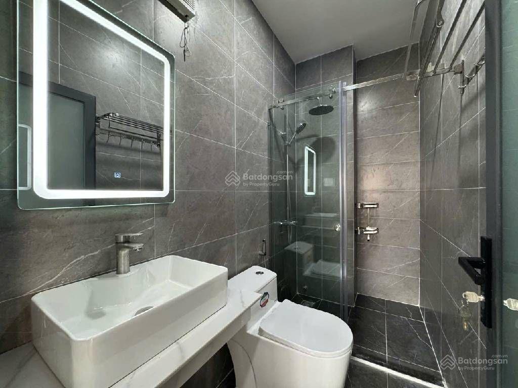 Bán nhà 3 tầng, hẻm xe hơi, khu hà đô, cao thắng, q10, diện tích 60 m2, giá thương lượng