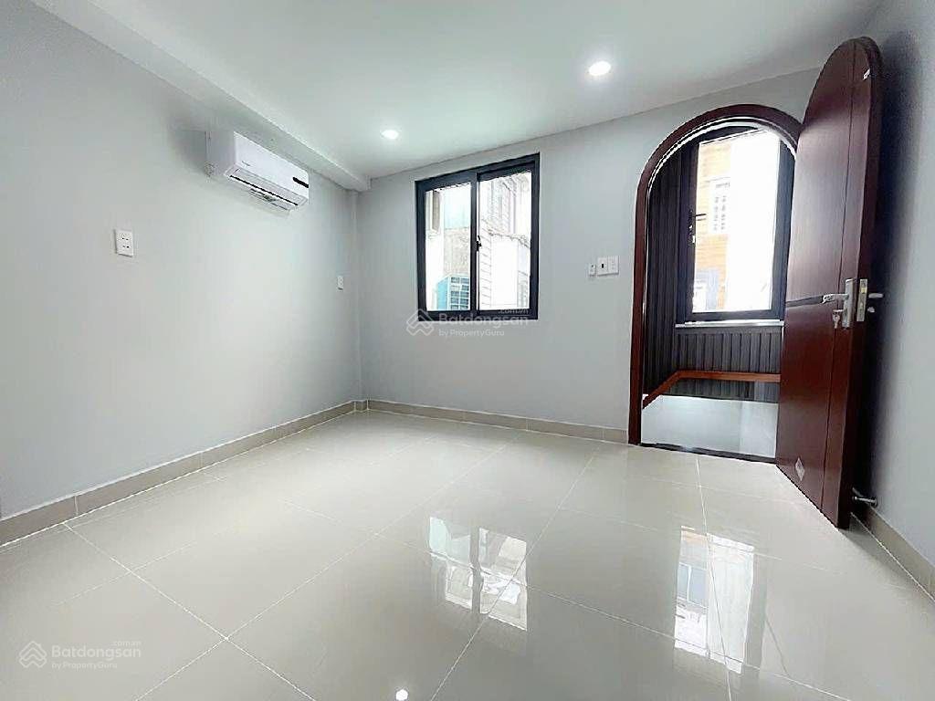 Bán nhà 3 tầng, hẻm xe hơi thông gần lý thường kiệt, p9 tân bình,diện tích 45 m2,giá hơn 5 tỷ
