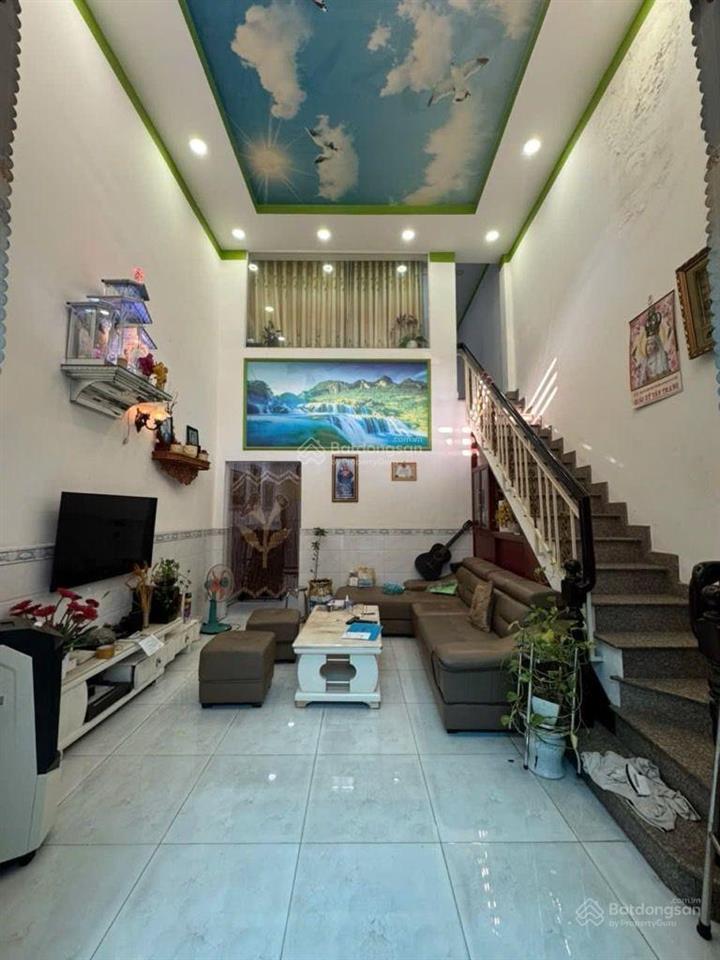 Băn nhà 2 tầng, hẻm xe hơi thông lạc long quân, gần bảy hiền, tân bình, diện tích 58m2 giá hơn 5tỷ