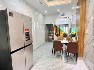 Bán nhà 2 tầng, hẻm xe hơi 6 m thông, lạc long quân, p8, tân bình, diện tích 40m, giá hơn 5 tỷ