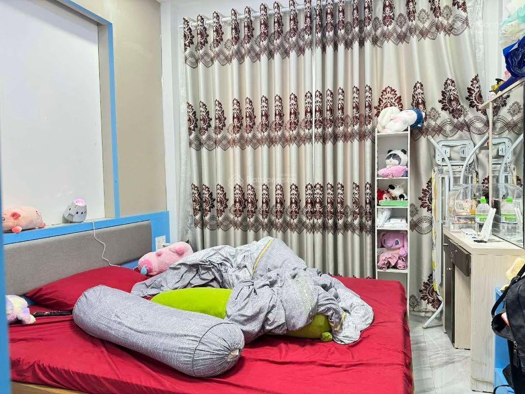 Bán nhà 5 tầng, hẻm xe hơi gần 3/2 q10, diện tích 40m2, giá hơn 9 tỷ