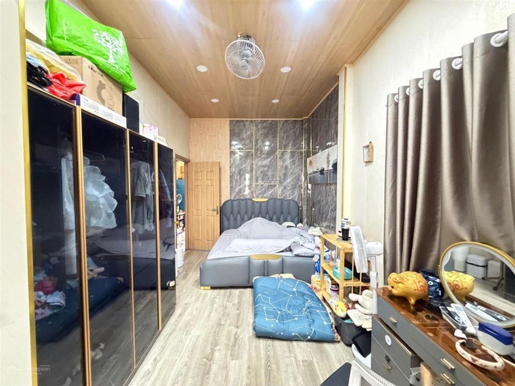 Bán nhà 2 tầng, hẻm xe hơi, cộng hòa, tân bình, diện tích 132m² giá hơn 14 tỷ