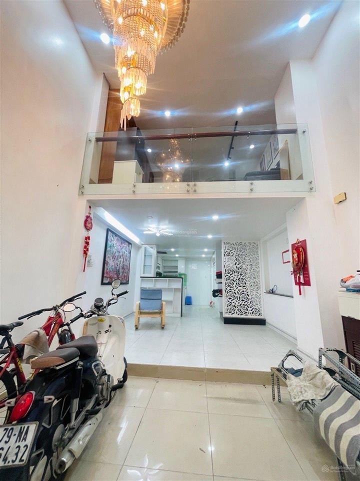 Bán nhà 3 tầng, hẻm xe tải, lý thái tổ, q10, diện tích 60 m2, giá hơn 10 tỷ