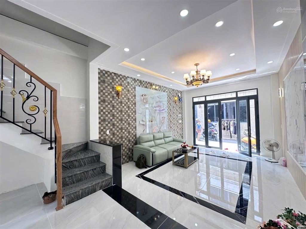 Bán nhà 4 tầng, hẻm xe hơi thông, trường chinh, p.14, tân bình, diện tích 62 m2, giá 11 tỷ
