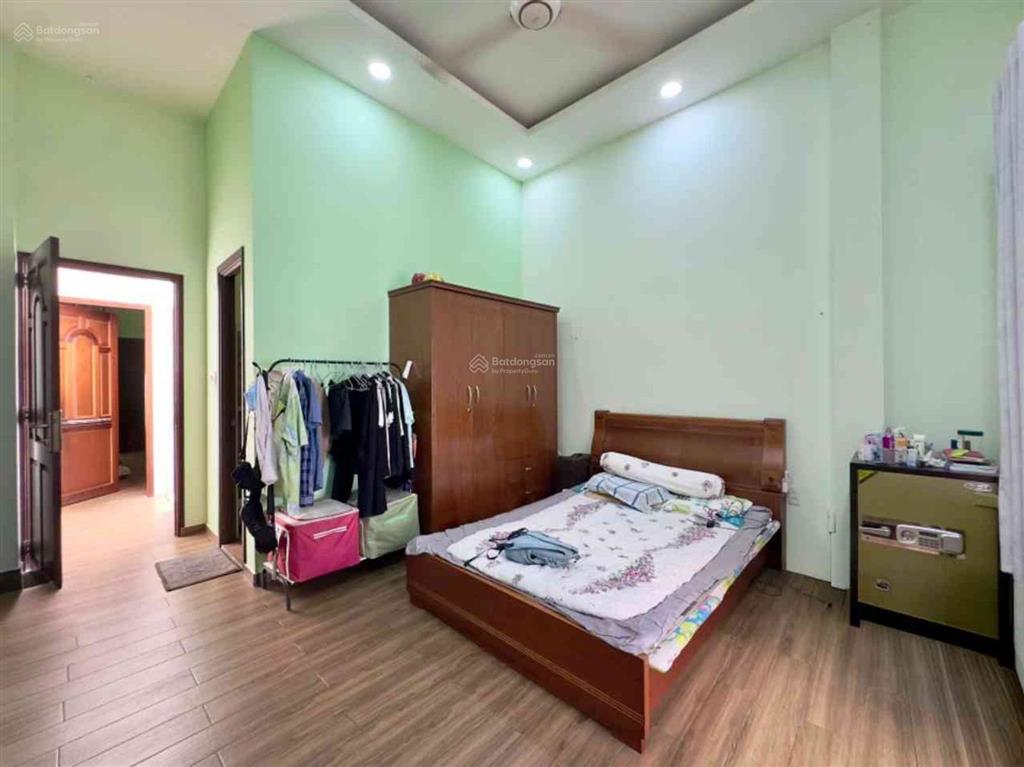 Bán nhà mặt tiền 3 tầng, bắc hải, hoà hưng, q10, diện tích 101m2, giá hơn 12 tỷ