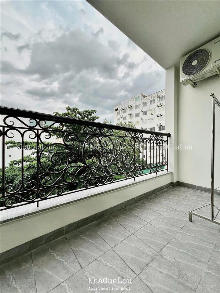 Căn hộ studio bancol đẹp mới 100% ngay tại quận 10, thang máy full nội thất