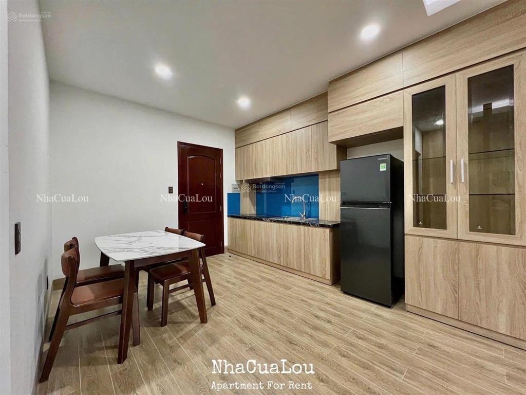 Căn hộ studio bancol đẹp mới 100% ngay tại quận 10, thang máy full nội thất