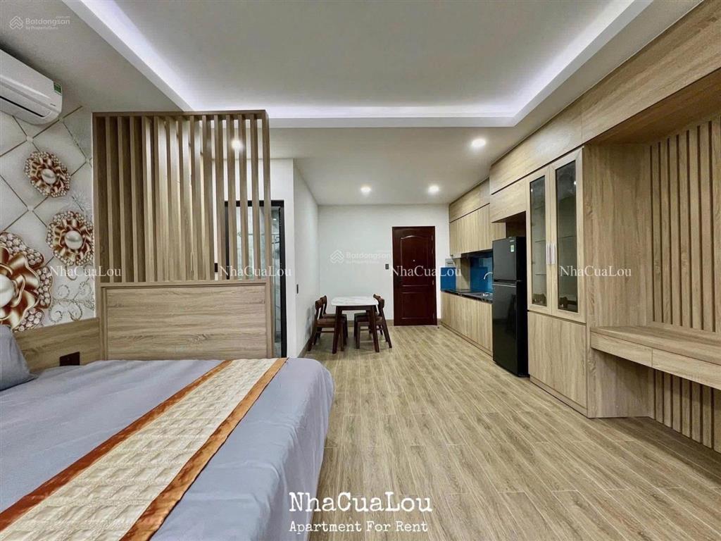 Căn hộ studio bancol đẹp mới 100% ngay tại quận 10, thang máy full nội thất