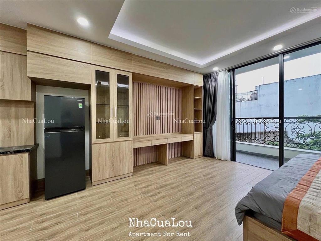 Căn hộ studio bancol đẹp mới 100% ngay tại quận 10, thang máy full nội thất