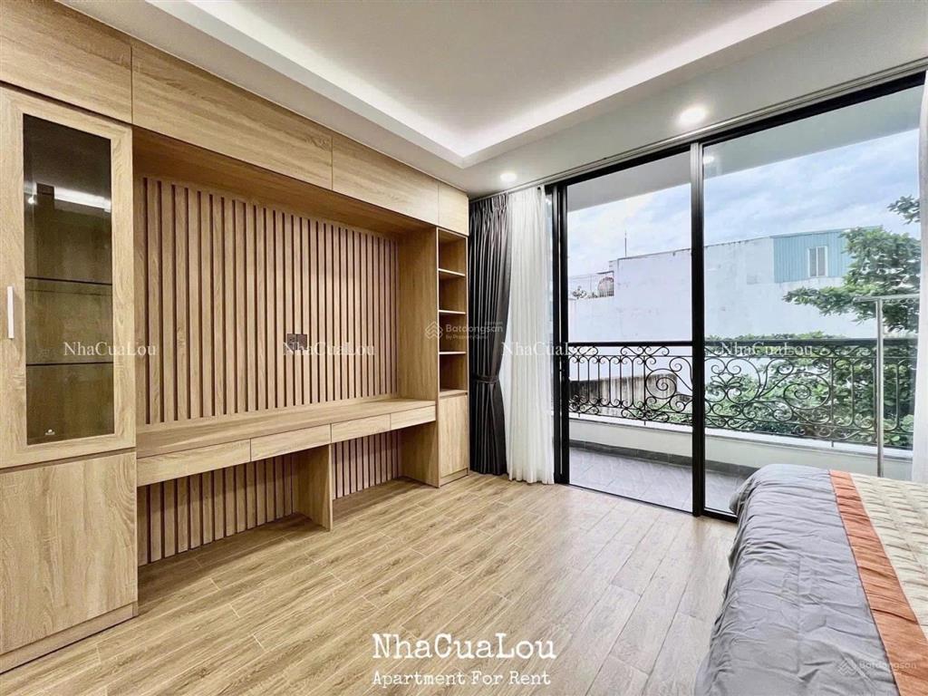 Căn hộ studio bancol đẹp mới 100% ngay tại quận 10, thang máy full nội thất