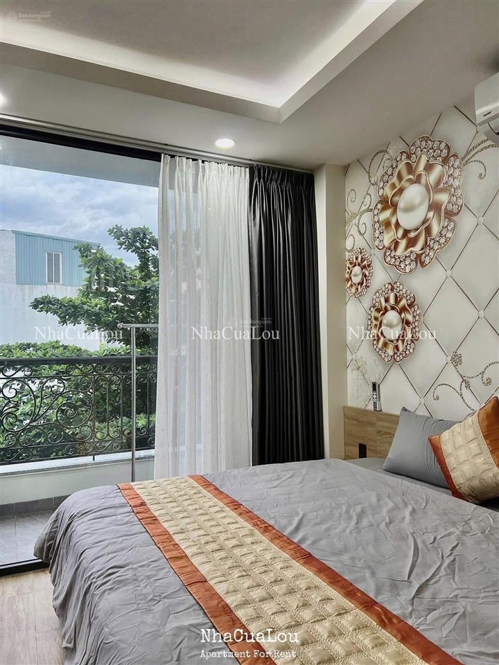 Căn hộ studio bancol đẹp mới 100% ngay tại quận 10, thang máy full nội thất