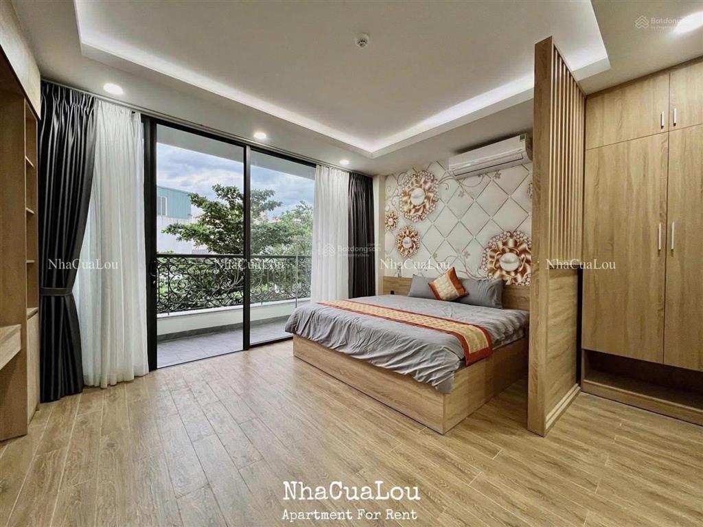 Căn hộ studio bancol đẹp mới 100% ngay tại quận 10, thang máy full nội thất