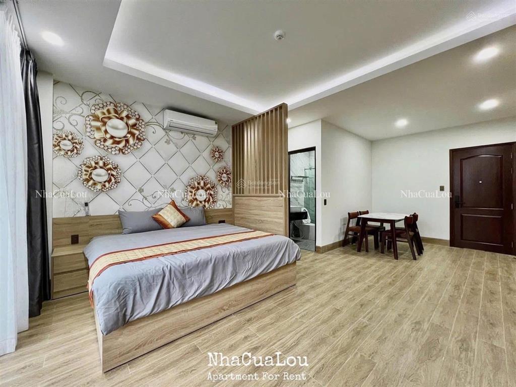 Căn hộ studio bancol đẹp mới 100% ngay tại quận 10, thang máy full nội thất