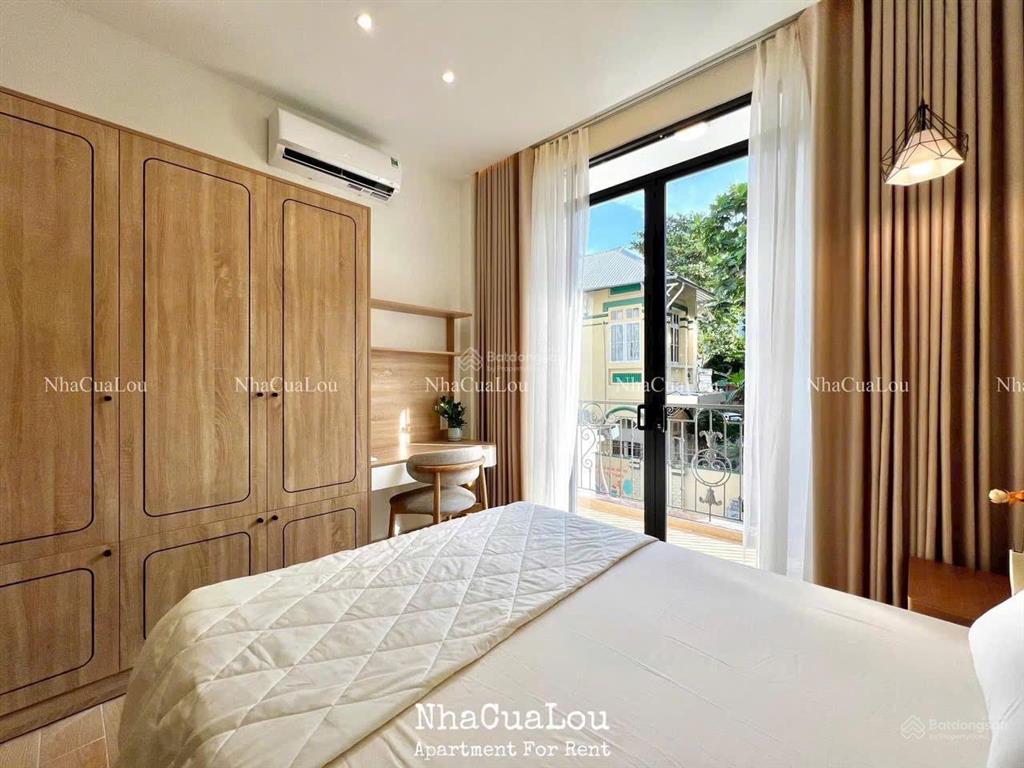 Khai trương căn hộ mới 100%, full nội thất xịn ngay tại quận 10, có thang máy