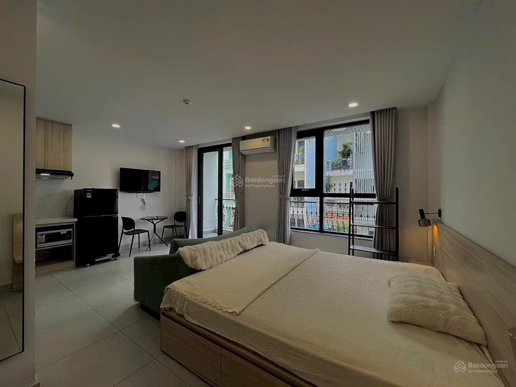 Căn hộ studio ban công đẹp ngay tô hiến thành quận 10, full nội thất