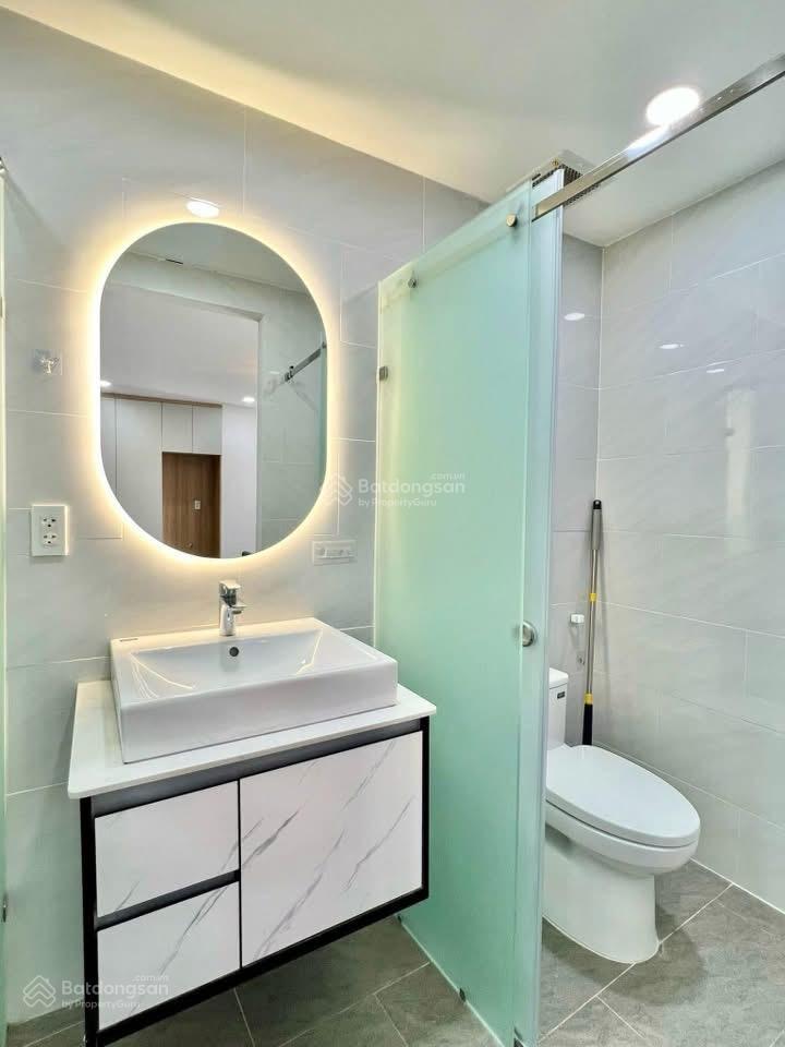 Căn hộ duplex ban công rộng 40m2 ngay tại quận 3, khu vực an ninh tốt