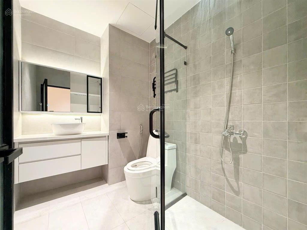 Khai trương căn hộ ban công setup đẹp ngay tại quận 3, full nội thất