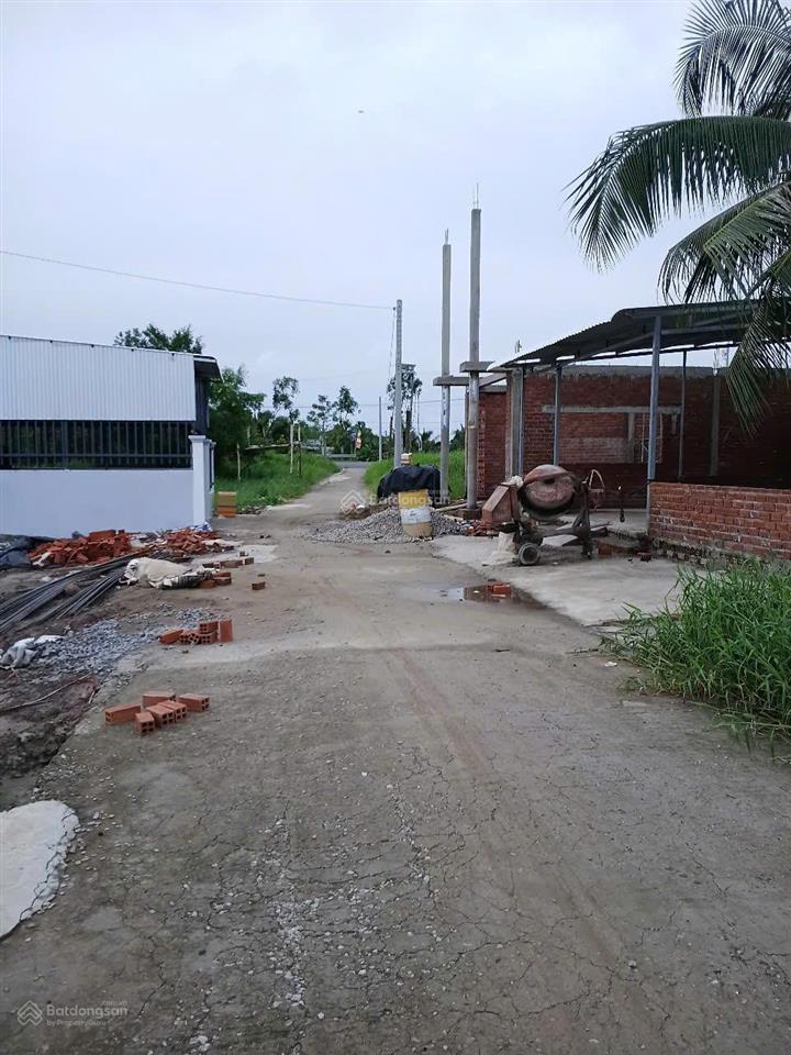 Bán đất thổ cư 100% sổ riêng cách ql1 chỉ 50m  hộ phòng, giá rai