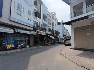 Bán nhà hẻm nhựa 8m phường tân sơn nhì(4x16m 2 lầu st) có khuôn viên, điện âm giá 11.2 tỷ tl