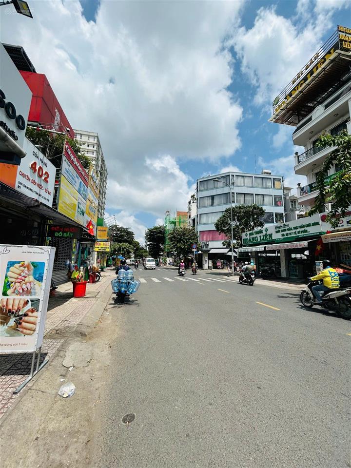 Bán nhà mtkd đường tân hương (12x18m vuông) gần chợ tân hương, cho thuê dài hạn( diện tích hiếm)