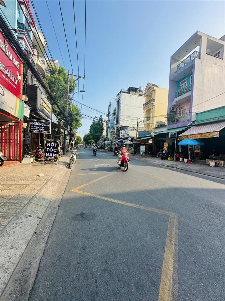 Bán nhà mtkd tân quý  ngang 5m đẹp  2 lầu kiên cố  giá tốt  15 tỷ