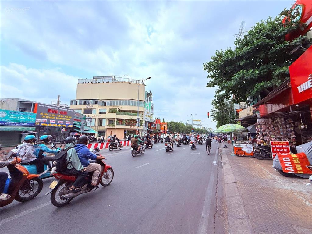 Bán nhà mtkd lê trọng tấn (10x50m vuông, 3 lầu ) gần đại học công thương tân phú 90 tỷ tl