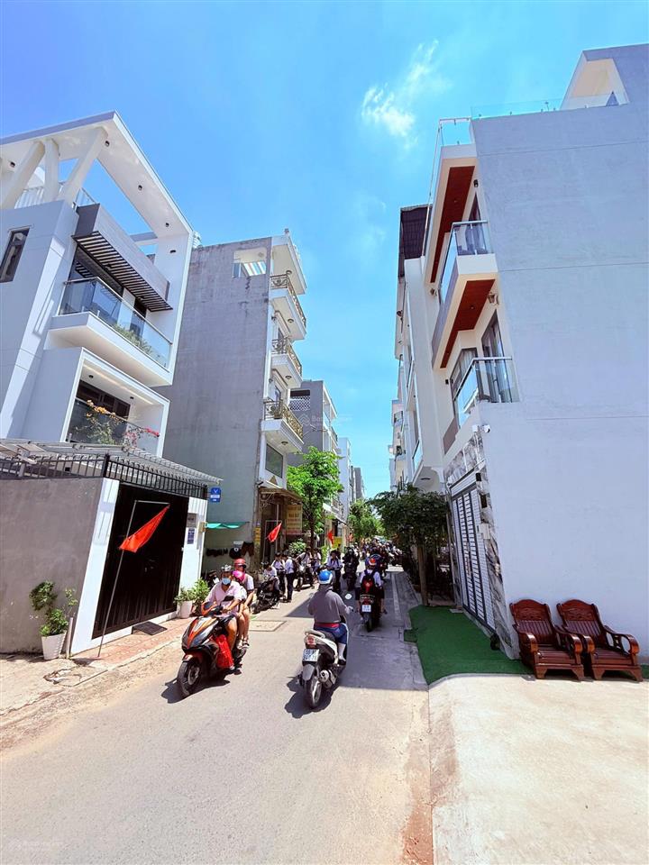 Bán đất hẻm 8m tân kỳ tân quý(4x16m, xd 3 lầu st, khu an ninh dân chí cao) 4.7 tỷ