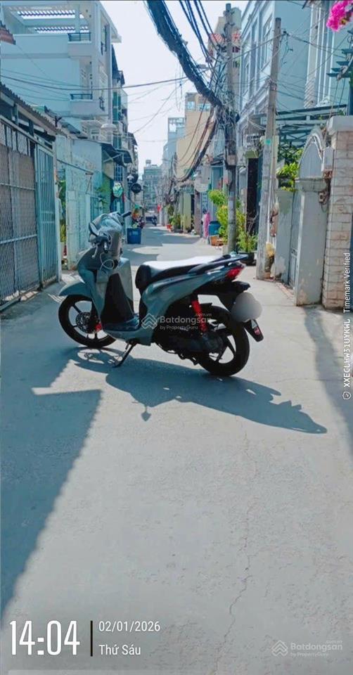 4*16m hơn 4 tỷ  tl nhà 2 tầng ngay lý phục man