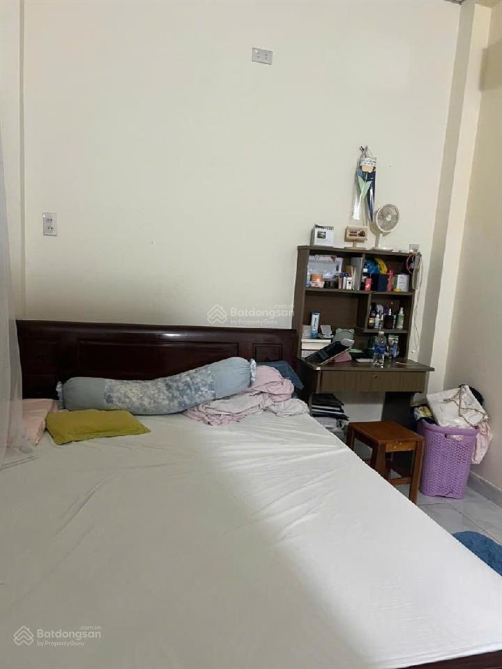 4*16m hơn 4 tỷ  tl nhà 2 tầng ngay lý phục man