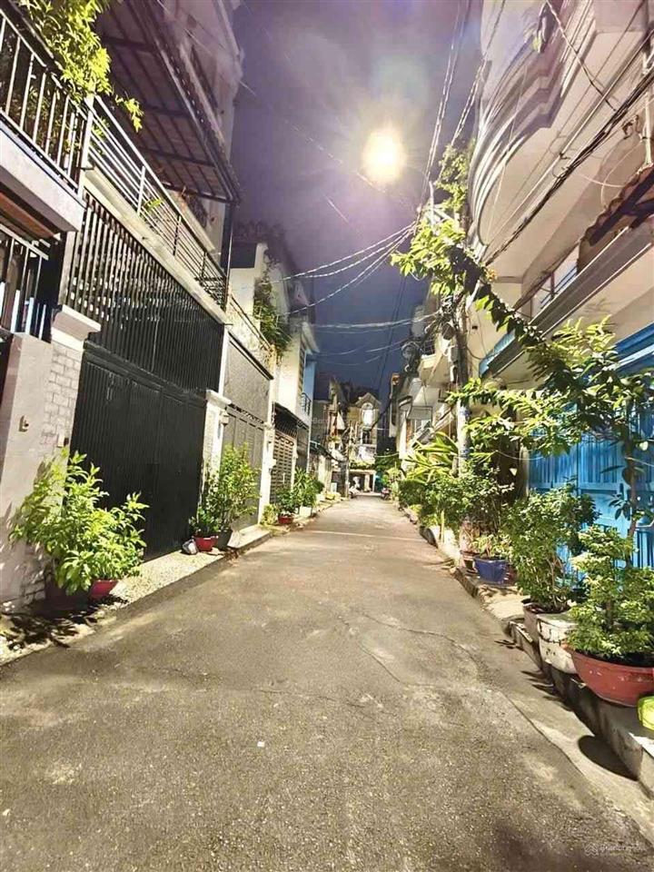Lên sóng  nhà tốt đường phạm văn chiêu  quận gò vấp
